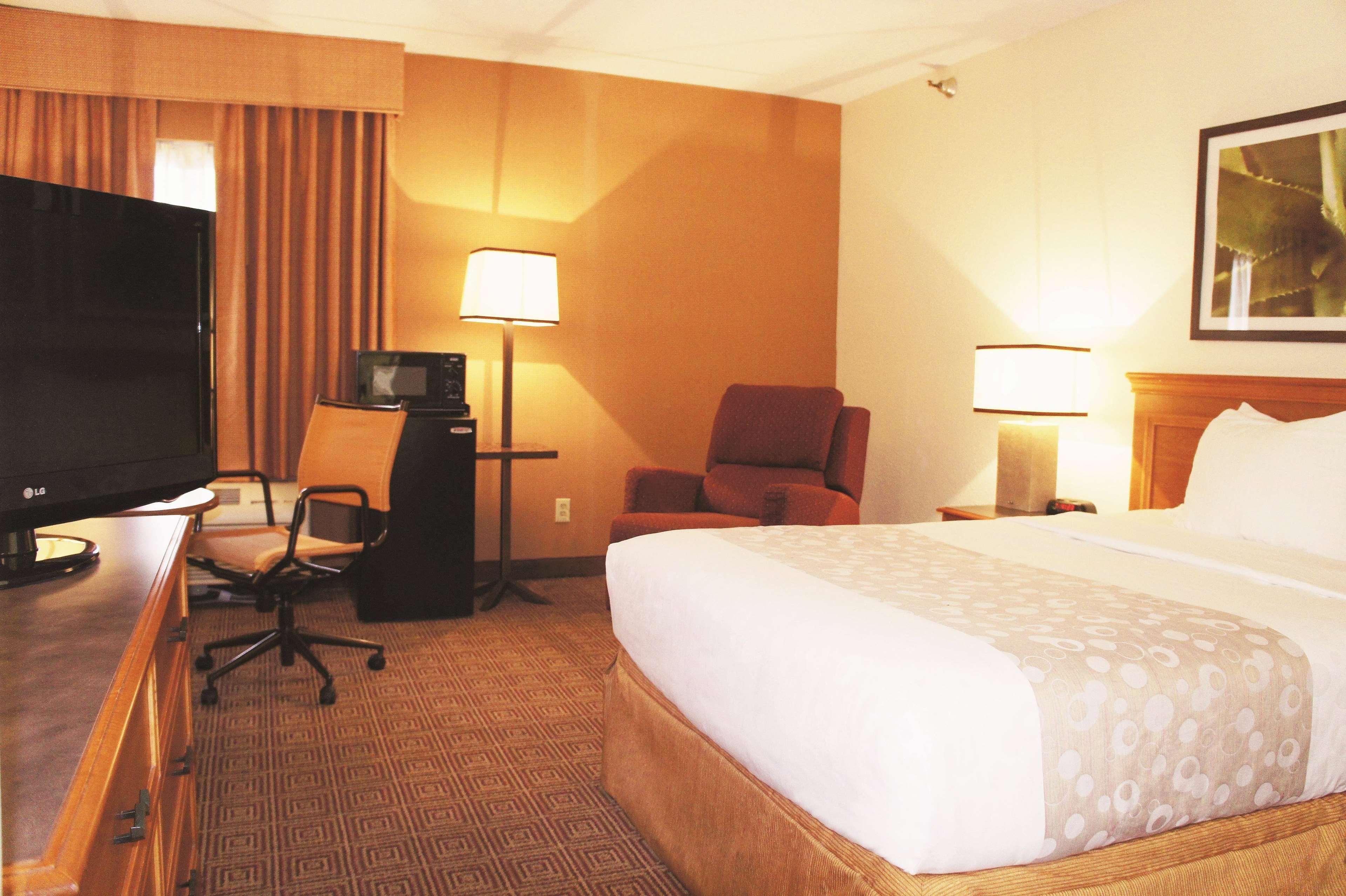 La Quinta Inn By Wyndham Kansas City North North Kansas City Exteriör bild