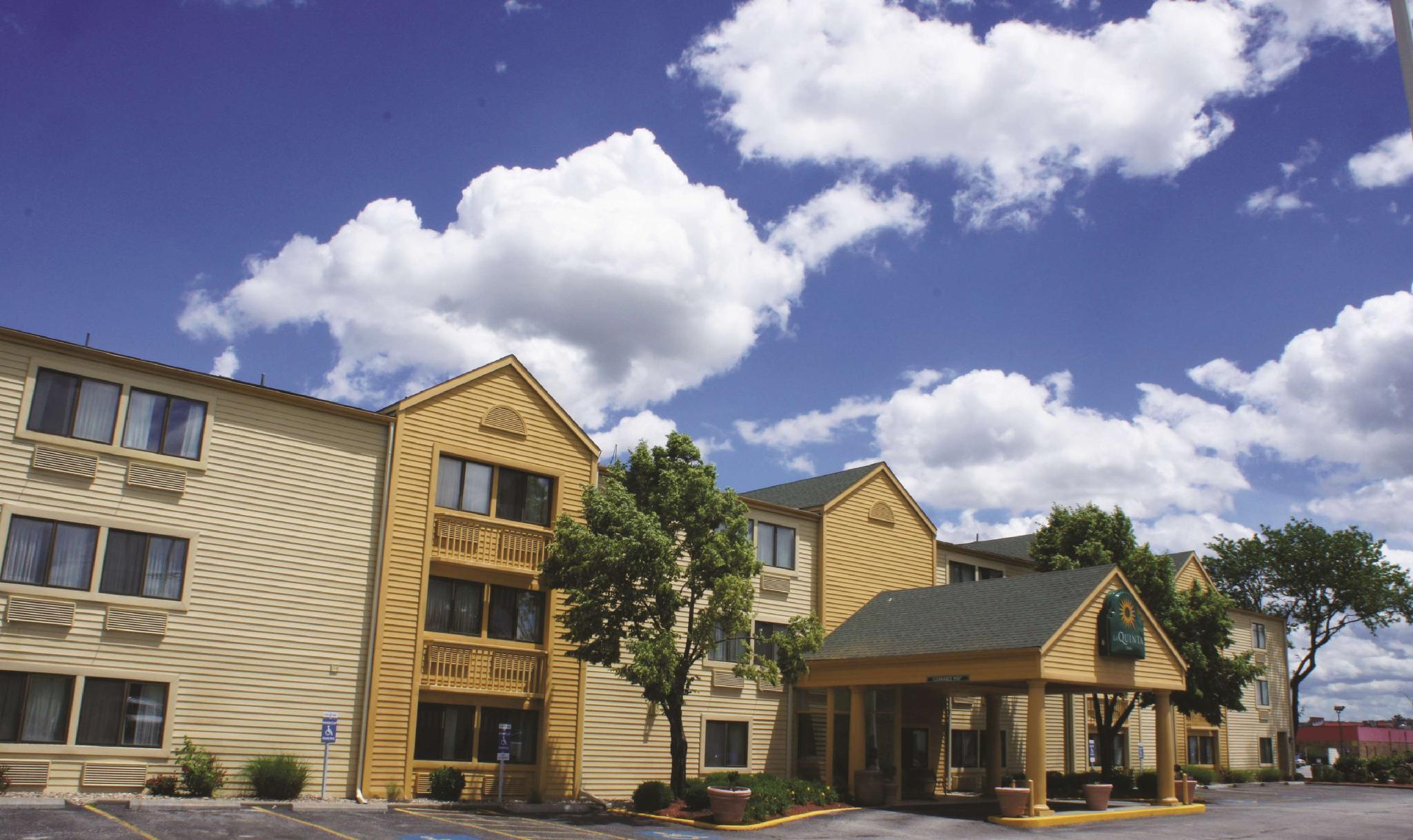 La Quinta Inn By Wyndham Kansas City North North Kansas City Exteriör bild